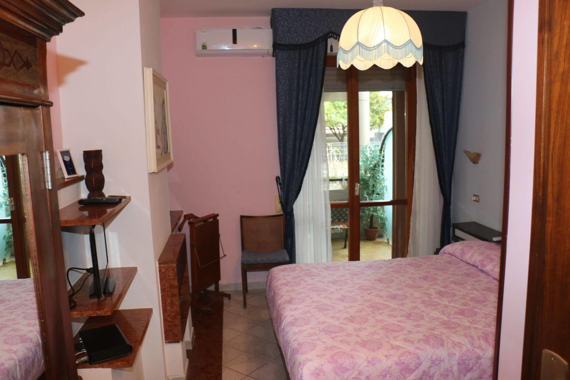 Bed and Breakfast Il Platano П'яно-ді-Сорренто Екстер'єр фото